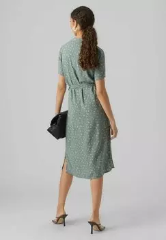 Классическая рубашка Vero Moda VMVICA S/S GA WVN NOOS, цвет laurel wreath