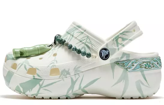 Классические башмаки женские Crocs