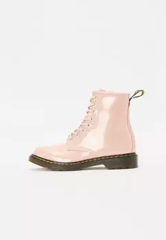 Классические ботильоны 1460 Y UNISEX Dr. Martens, светло-розовый