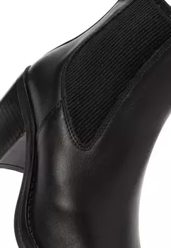 Классические ботильоны Derimod, черный