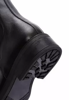 Классические ботильоны Derimod, черный