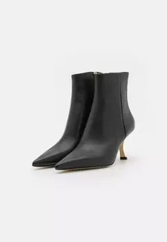 Классические ботильоны LUNA BOOTIE MICHAEL Michael Kors, черный