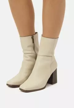 Классические ботильоны mtng, бежевый