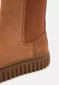 Классические ботильоны TOR HILL TOP UNISEX Clarks, коричневый