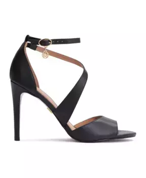 Классические кожаные босоножки с перекрестным ремешком. Kazar, черный