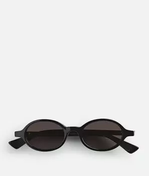 Классические овальные солнцезащитные очки Bottega Veneta, черный/серый