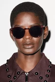 Классические солнцезащитные очки в круглой оправе & Other Stories, красный