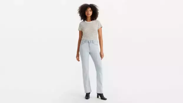 Классические женские джинсы bootcut Levi's, цвет Slate Scan Clean Hem - Light Wash