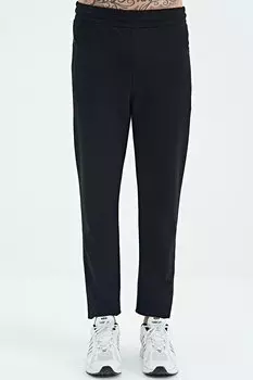 Классический мужской спортивный костюм с вышитым черным логотипом и карманами AIR JONES