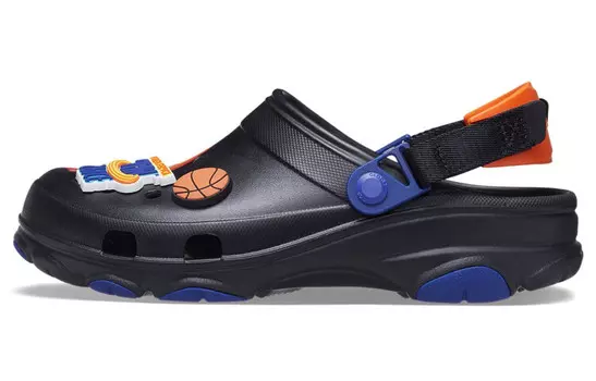 Классический вездеходный Clog Space Jam Crocs