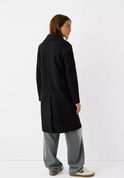 Классическое пальто SOFT Bershka, черный