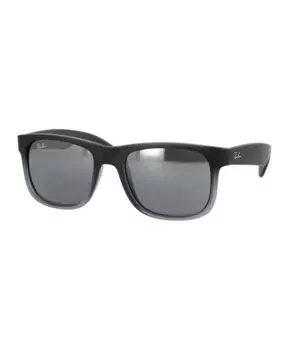 Классные солнцезащитные очки в стиле Wayfarer Ray-Ban, серый