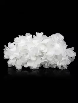 Клатч атласный, белый