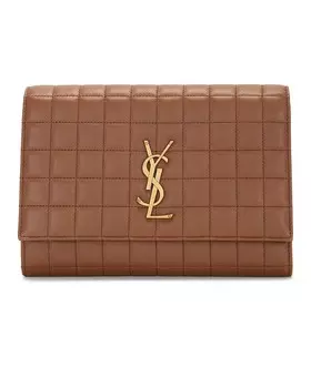 Клатч Cassandra с клапаном Saint Laurent, цвет Fox