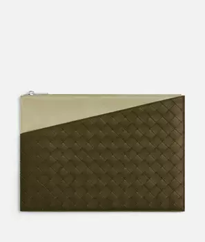 клатч Intrecciato на косой молнии Bottega Veneta