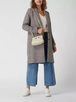 Клатч из кожи модель "Дилетта" Coccinelle, песочный