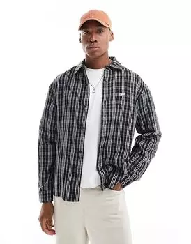 Клетчатая рубашка черного цвета Pull&Bear