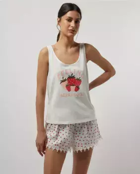 Клубничная футболка Sfera, белый