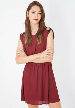 Коктейльное платье CON DETALLES DE LAZOS EN CONTRASTE LOVE & MONEY, Бордо