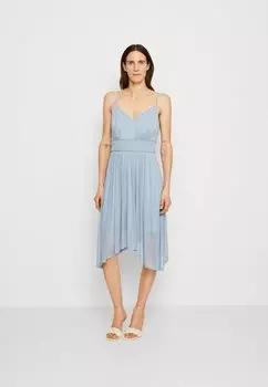 Коктейльное платье Esprit
