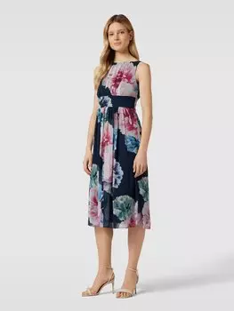 Коктейльное платье с узором по всей поверхности Swing