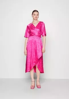 Коктейльное платье YAS, розовый