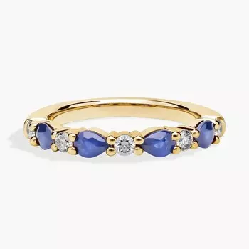 Кольцо на годовщину с чередующимися грушевидными сапфирами и бриллиантами из 14-каратного желтого золота (1/5 карата). Blue Nile