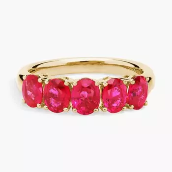 Кольцо с 5 овальными рубинами из 14-каратного желтого золота (5x4 мм) Blue Nile
