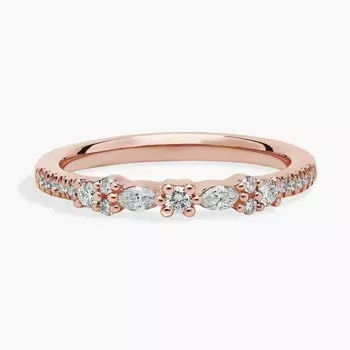 Кольцо с бриллиантами огранки «маркиза» и круглой формы из розового золота 14 карат (1/5 карата, двойной). Blue Nile