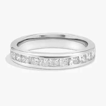 Кольцо с бриллиантом огранки «принцесса» в канальной оправе из 14-каратного белого золота (1 карат, чистота HI / SI1-SI2) Blue Nile