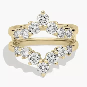 Кольцо с бриллиантовой вставкой в форме заостренной короны из 14-каратного желтого золота (1 1/2 карата). Blue Nile