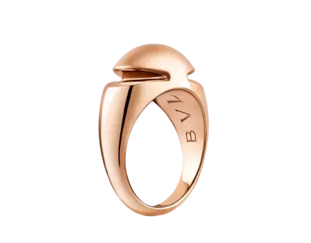 Кольцо с кабошоном Bvlgari