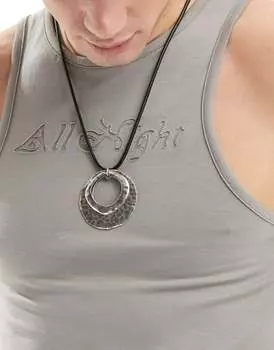 Колье ASOS DESIGN с круглым кулоном и серебряным шнуром