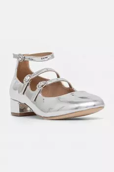 Коллега накачивает Steve Madden, серебряный