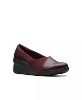 Коллекция Suttyn Walk Туфли на устойчивом каблуке с амортизацией Clarks, красный