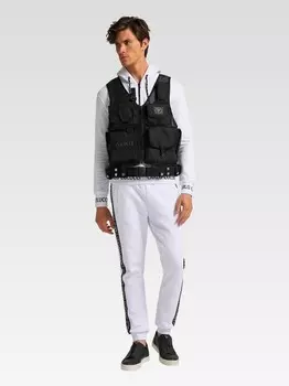 Коломбо жилет Carlo Colucci, черный