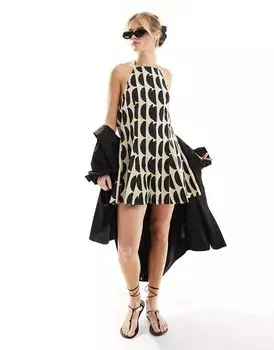 Комбинезон ASOS DESIGN с квадратным вырезом, завязкой на спине и черно-белым принтом