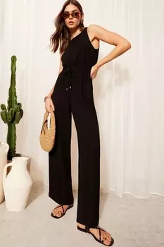 Комбинезон без рукавов с завязкой на талии Friends Like These, черный