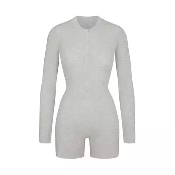 Комбинезон henley на пуговицах SKIMS Waffle, цвет Light Heather Grey