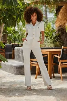 Комбинезон на пуговицах спереди Sosandar, белый