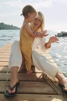 Комбинезон с животным принтом ZARA, охра