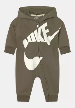 Комбинезон SUSTAINABLE COVERALL UNISEX Nike Sportswear, цвет medium olive