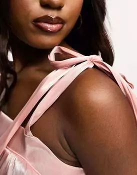 Комфортный комплект для подружек невесты из тафты и короткого комплекта нежно-розового цвета Loungeable