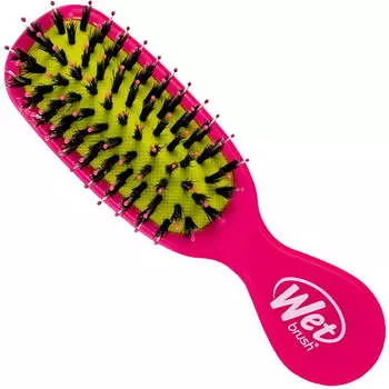 Компактная кисть Wet Brush Mini Shine Enhancer розового и черного цвета с щетиной кабана, полирует и разглаживает