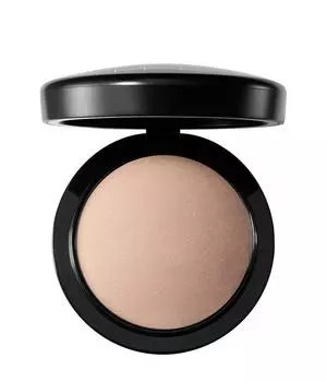 Компактная пудра MAC Mineralize Skinfinish Natural, Medium, 10g