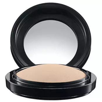 Компактная пудра с подогретыми минералами mineralize skinfinish natural Mac, цвет light plus
