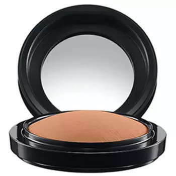 Компактная пудра с подогретыми минералами mineralize skinfinish natural Mac, цвет dark golden