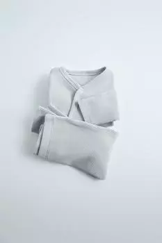 Комплект боди и леггинсов из вафельного трикотажа ZARA, цвет Pearl grey