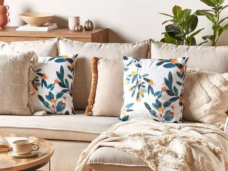 Комплект декоративных подушек BELIANI из 2-х зеленых бархатных подушек с наполнителем из полиэстера 45x45 см с узором в виде листьев современные аксессуары гостиная и спальня прихожая прихожая