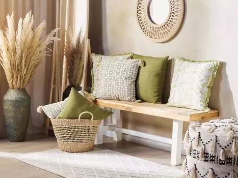 Комплект декоративных подушек BELIANI из 2 хлопковых подушек светло-зеленого и белого цвета, 45 х 45 см, чехол с наполнителем, застежка-молния, кисточки, геометрический узор, гостиная, спальня